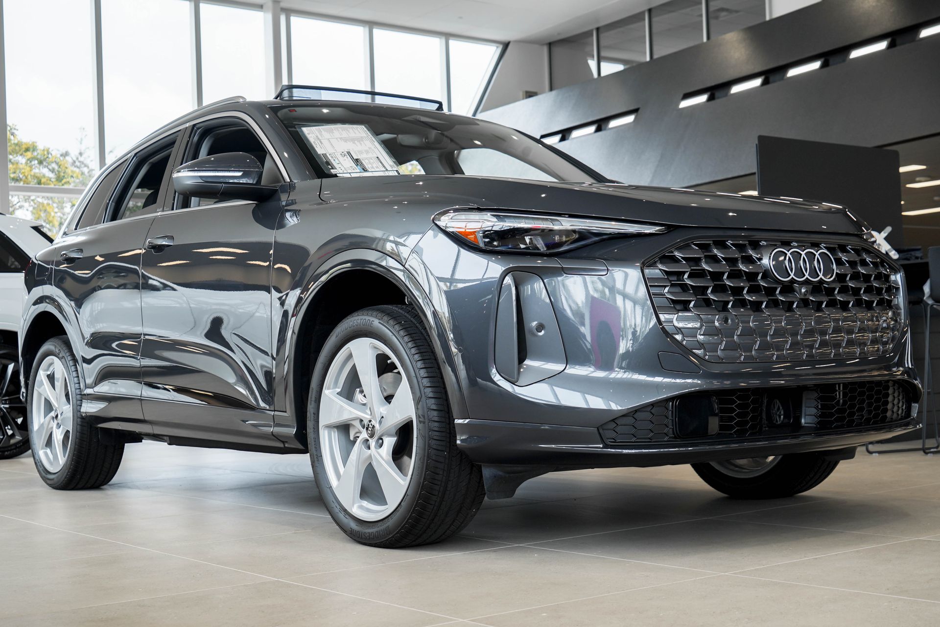 2025 Audi New Q5 Premium Plus's photo