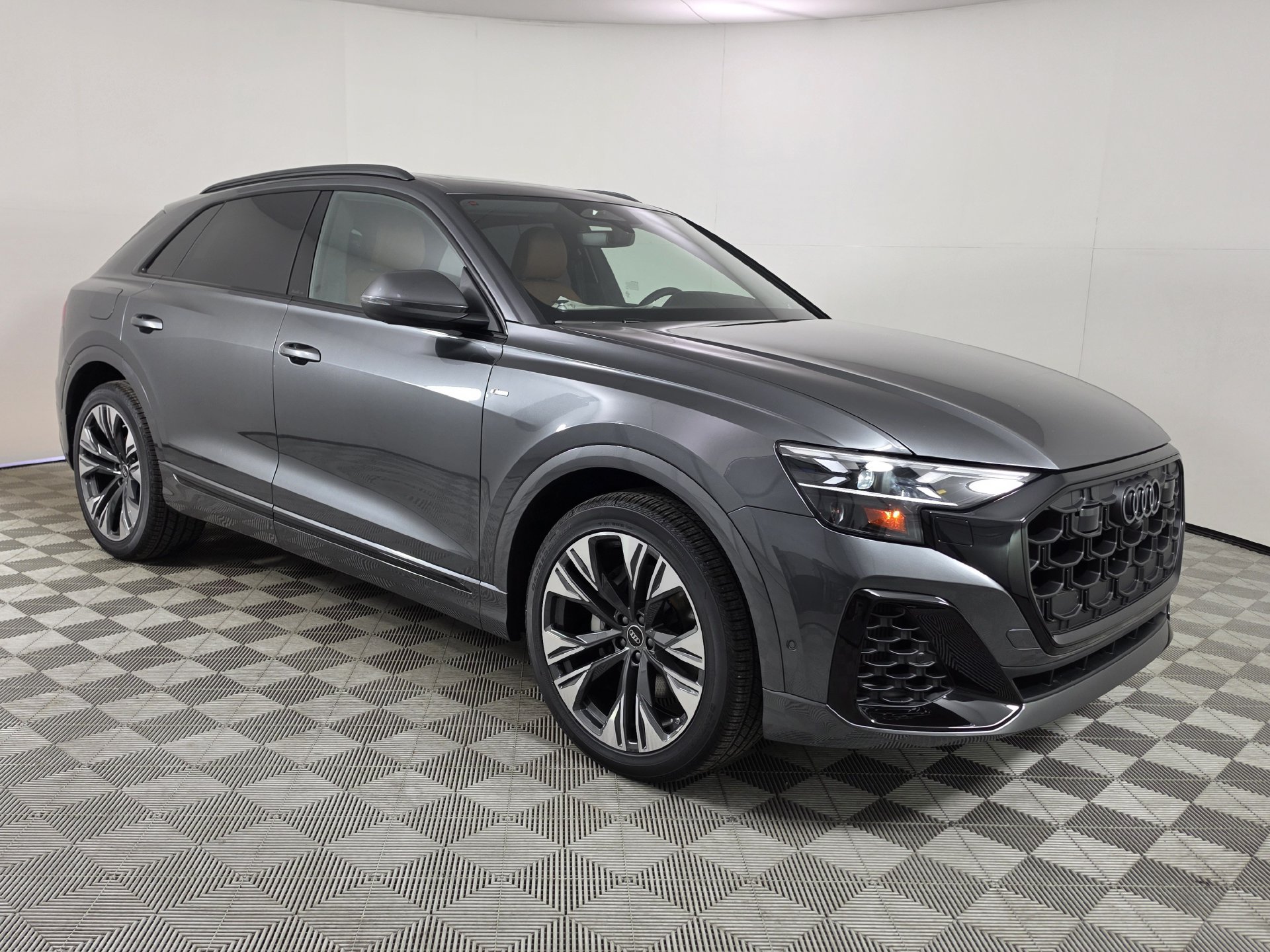 2027 Audi Q8