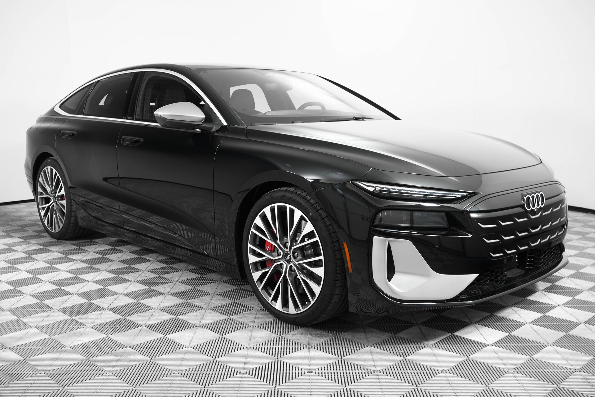 2025 Audi S6 Sportback e-tron Premium Plus's photo