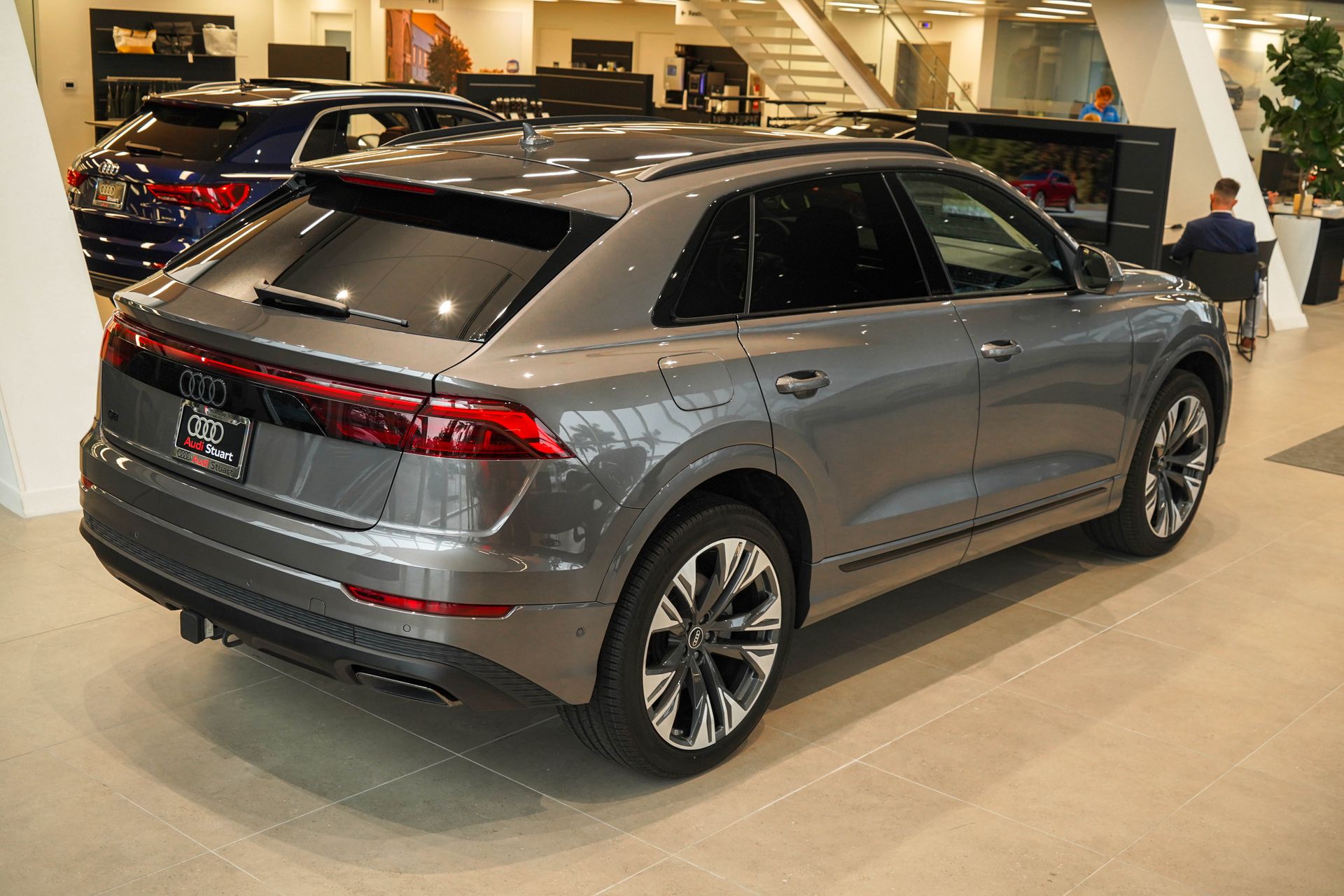 2025 Audi Q8 Premium Plus - Photo 10