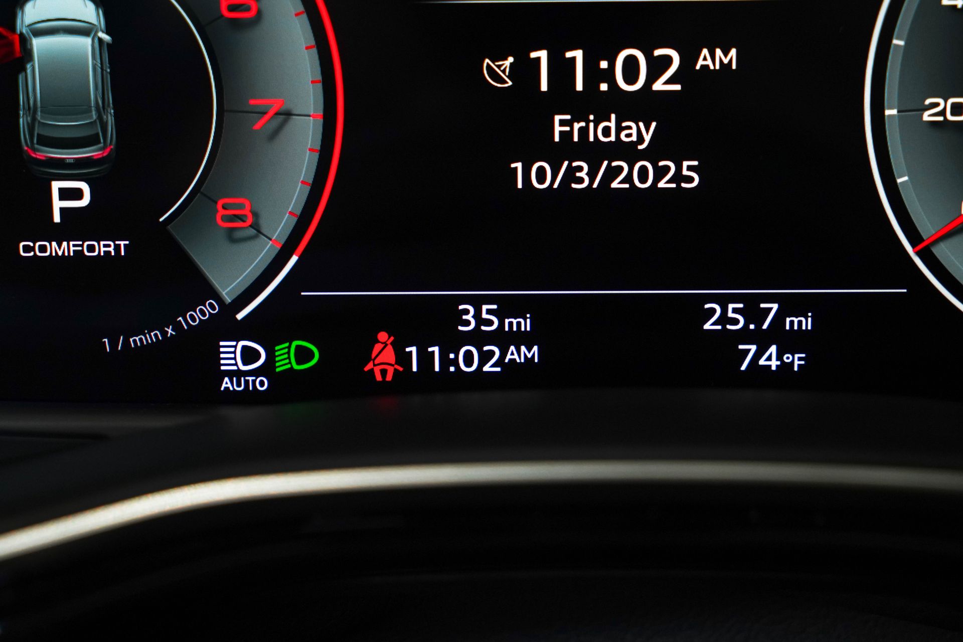 2025 Audi Q8 Premium Plus - Photo 36