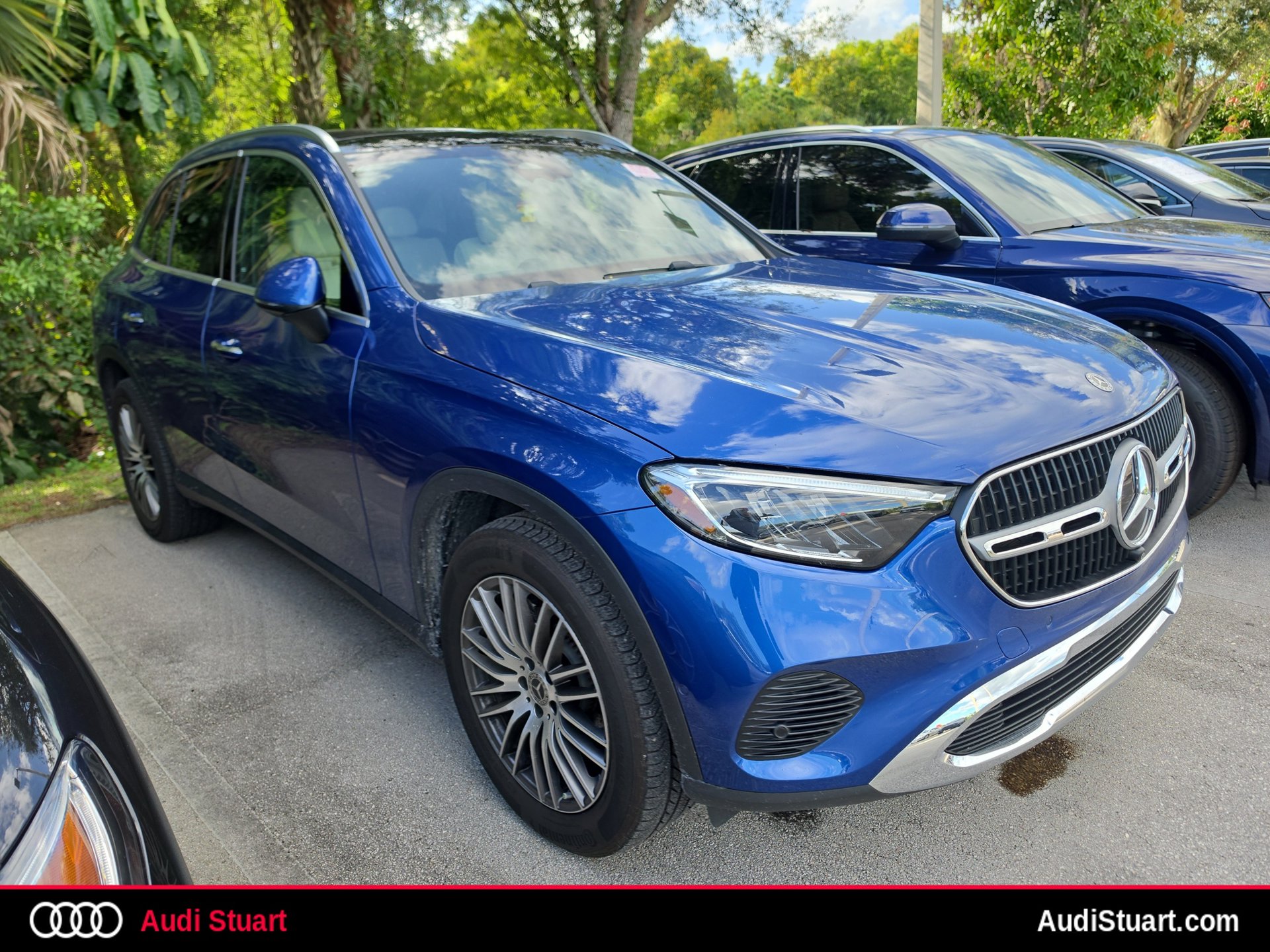 2025 Mercedes-Benz GLC