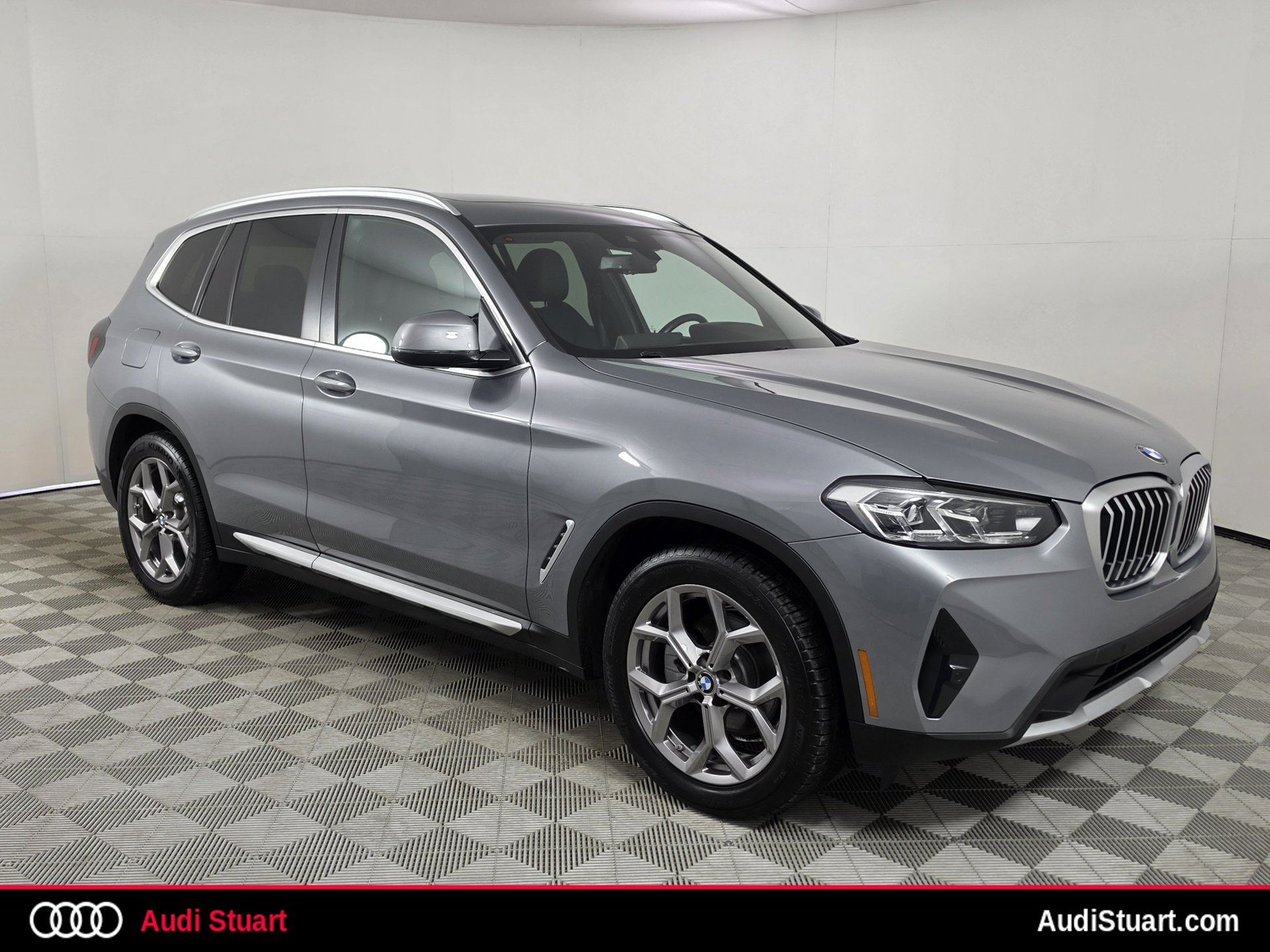 2023 BMW X3 30i