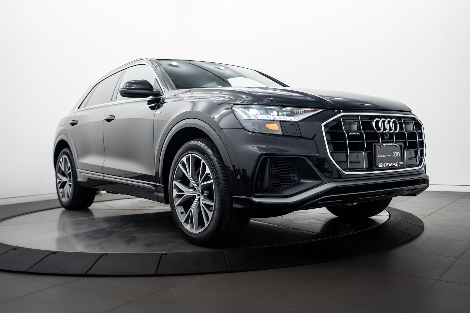 2021 Audi Q8 Premium Plus's photo