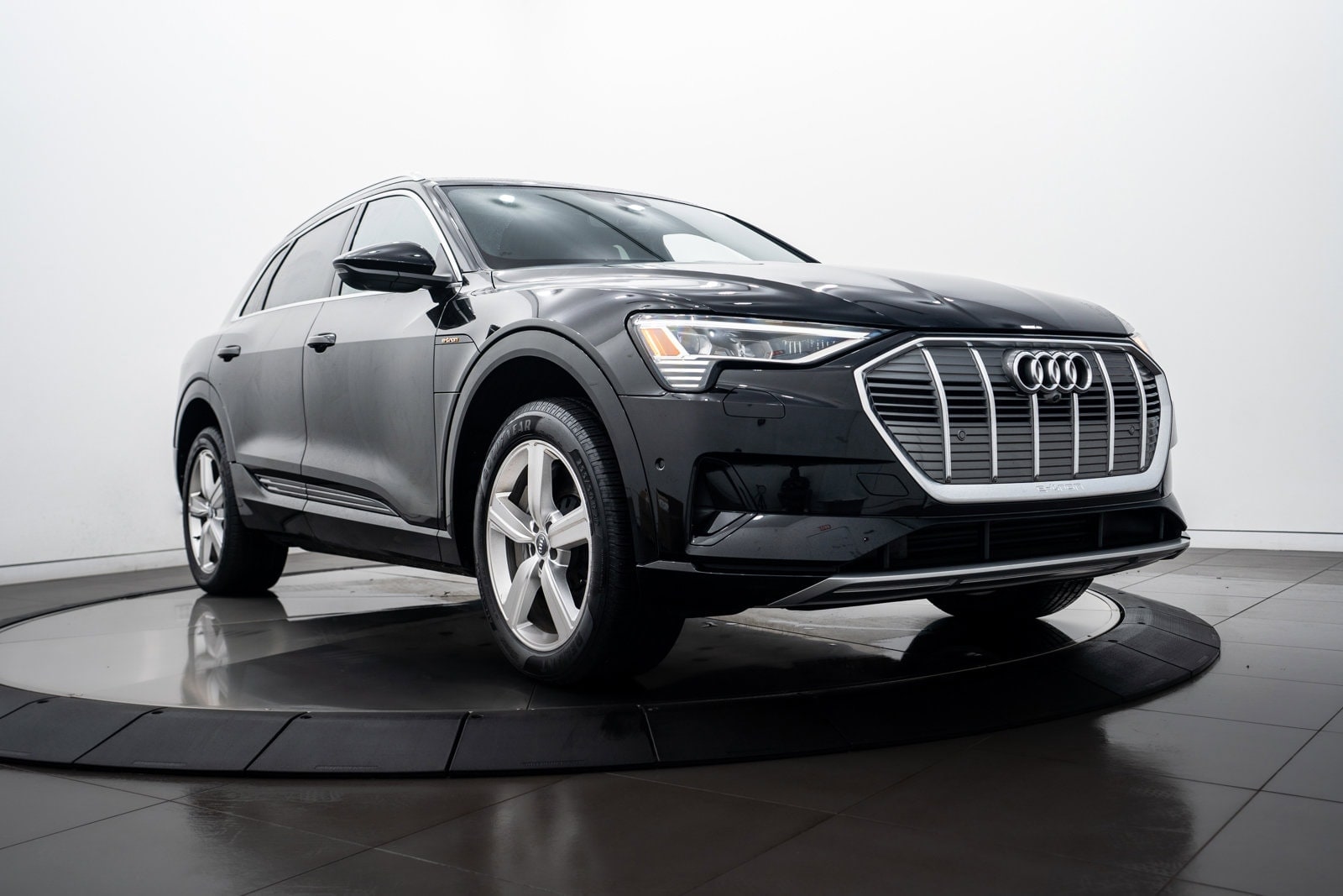 2019 Audi e-tron