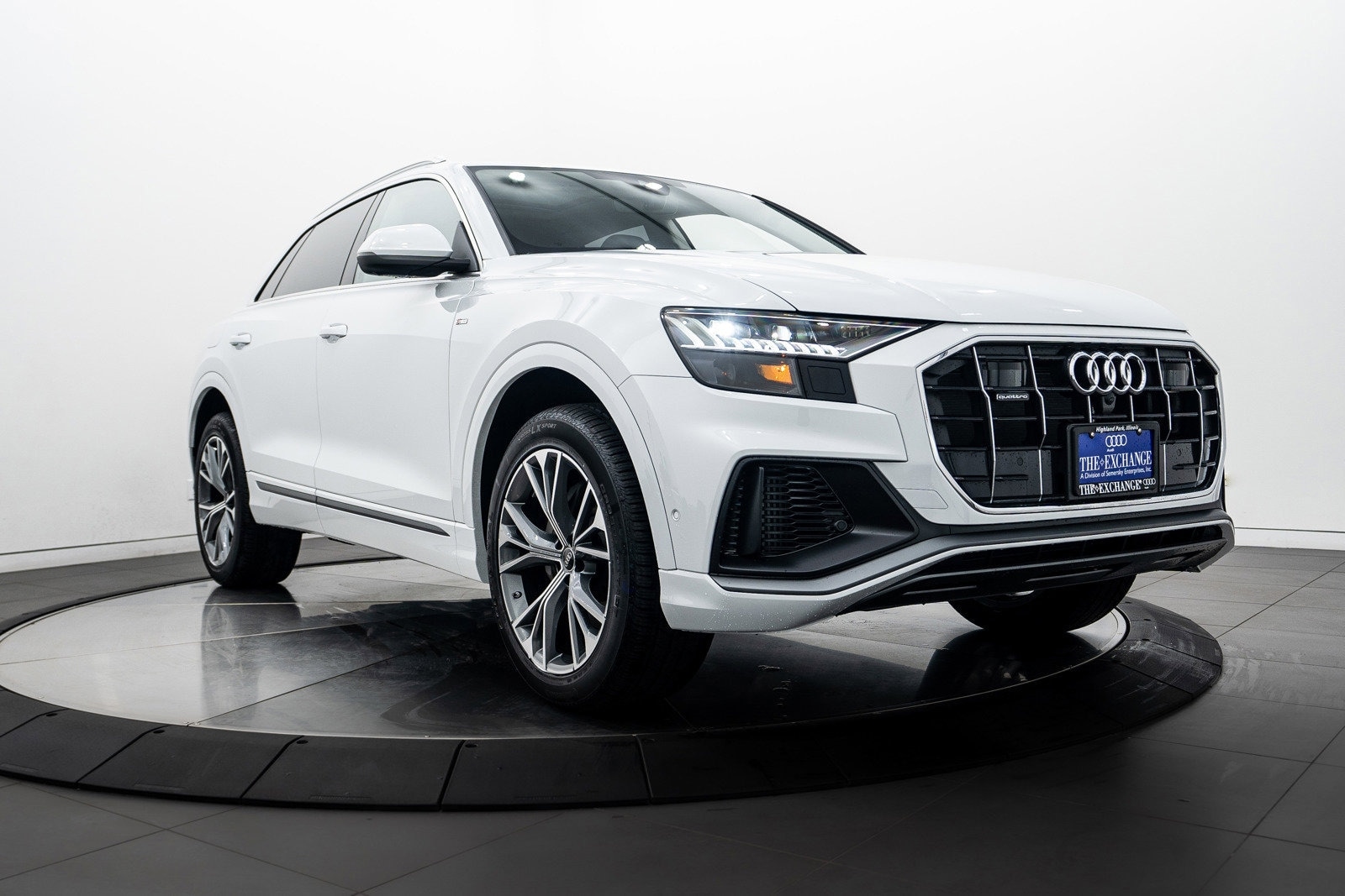 2023 Audi Q8 Prestige's photo