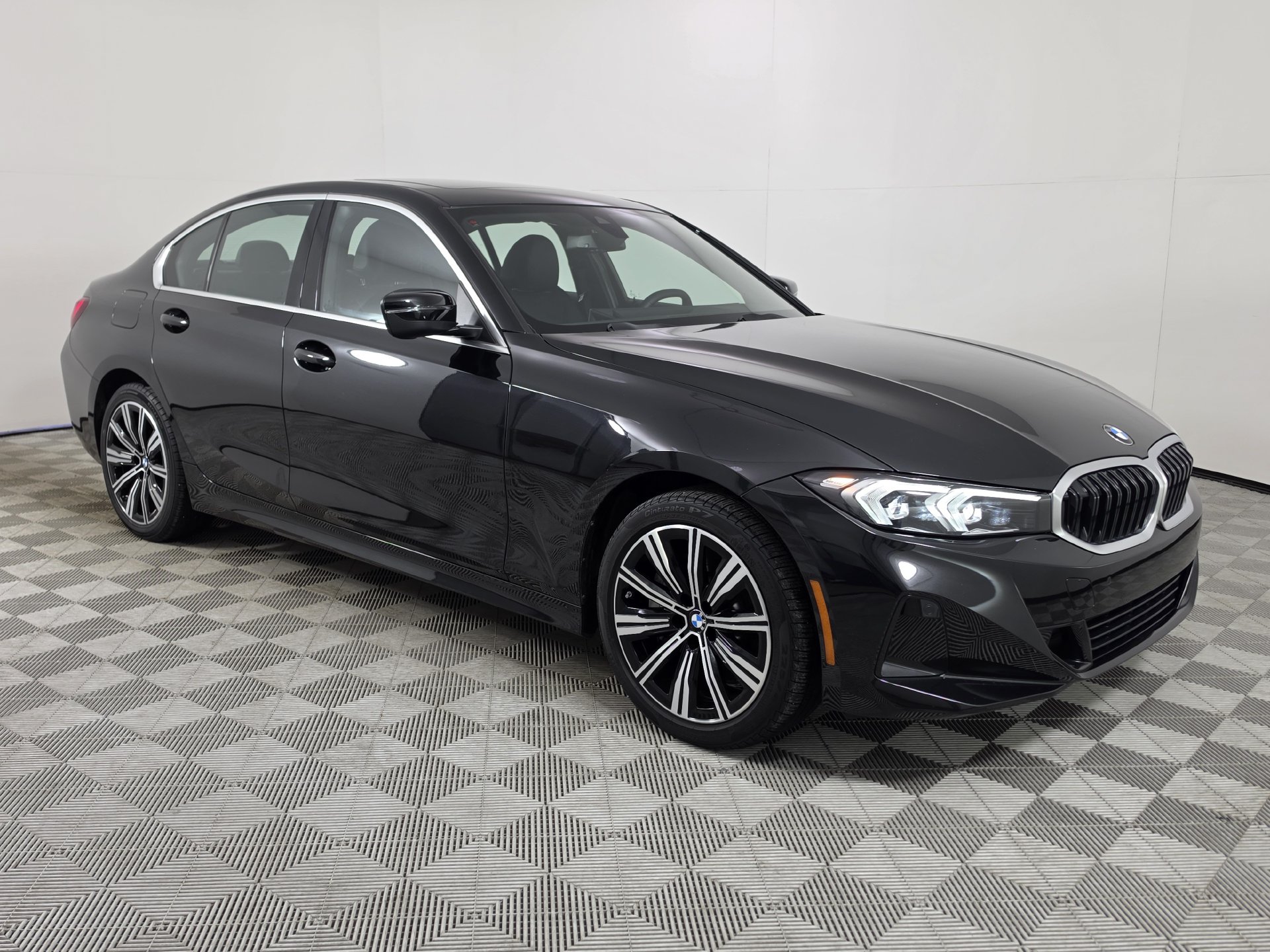 2025 BMW 3 Series 330i