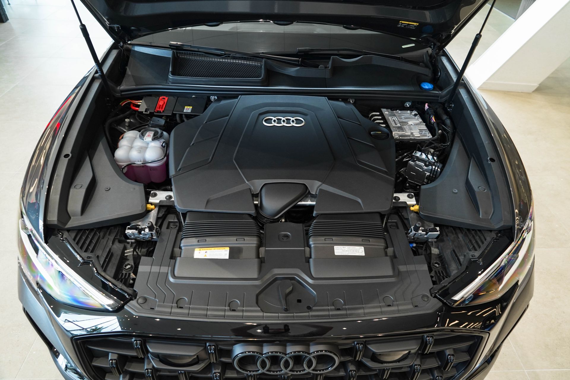 2025 Audi Q8 Premium Plus - Photo 45