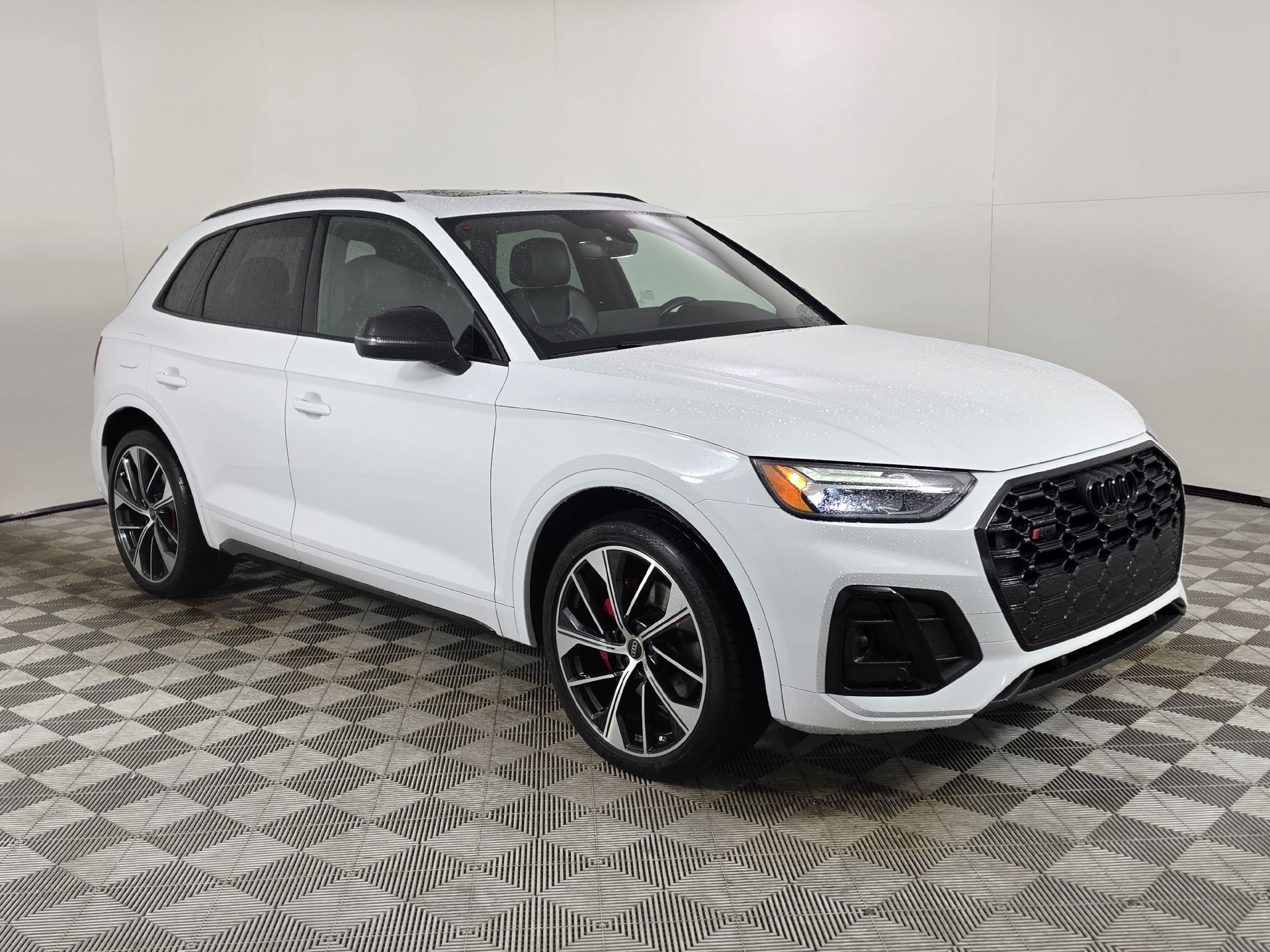 2024 Audi SQ5