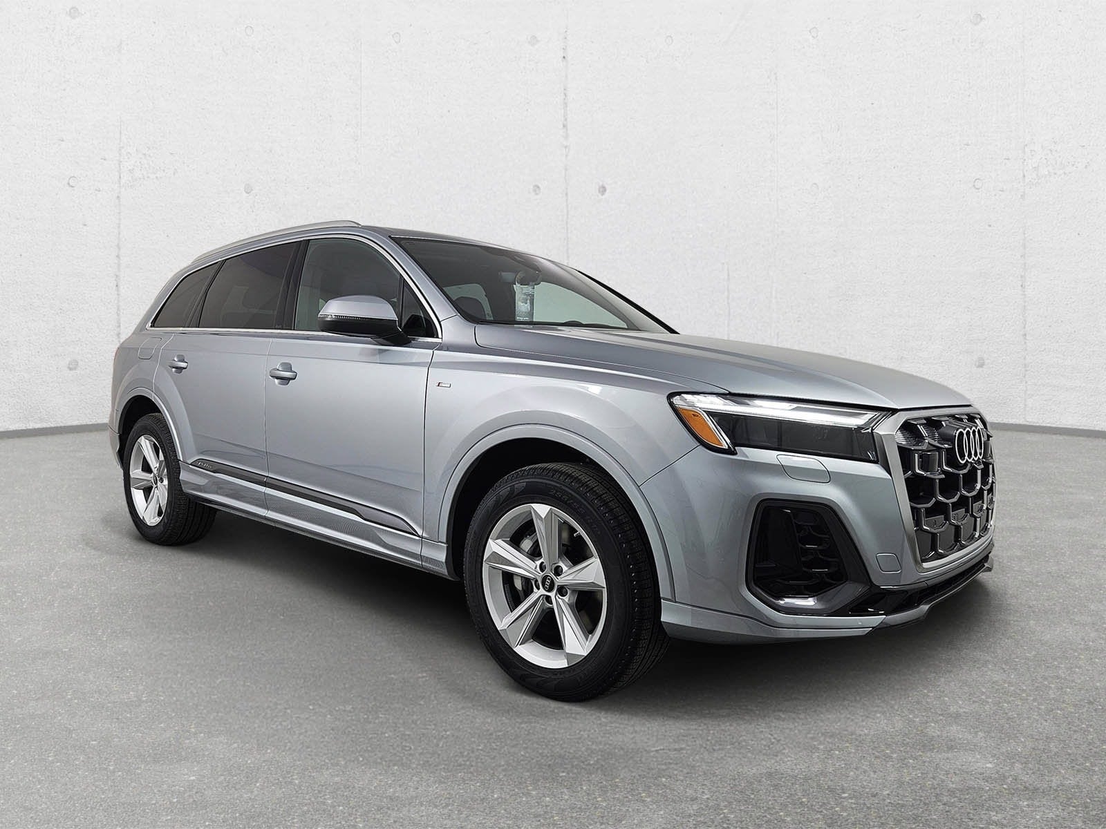 2026 Audi Q7 S Line Premium