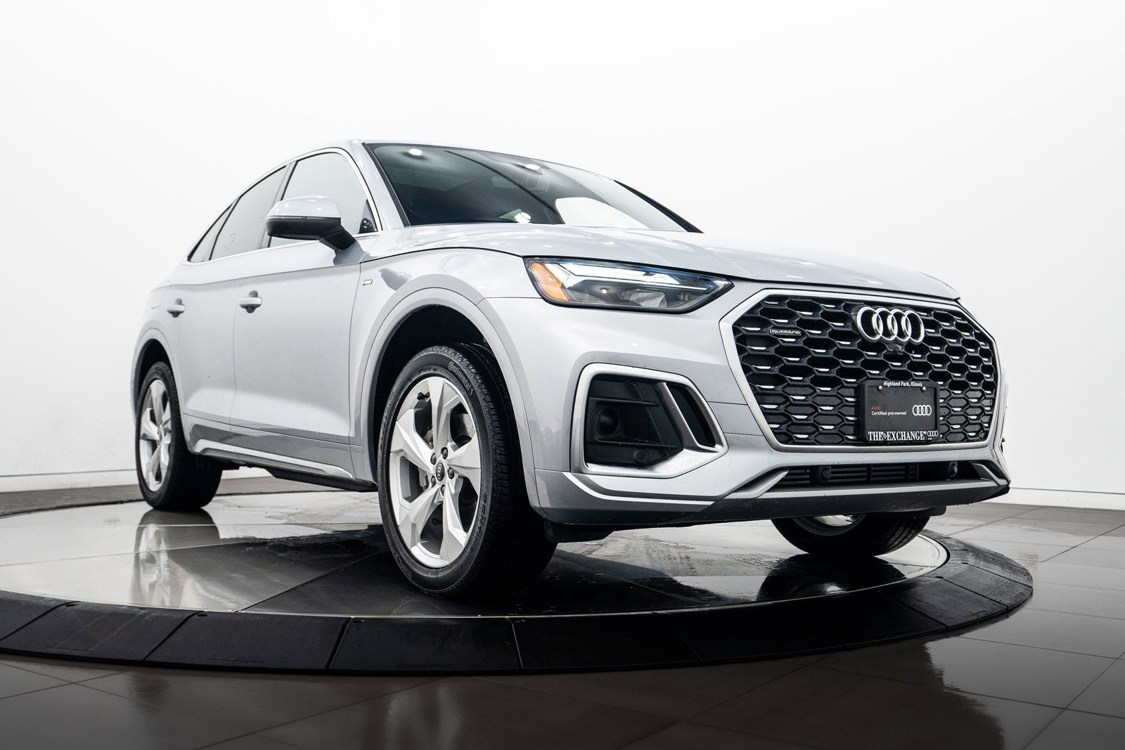 2023 Audi Q5 Sportback Premium Plus's photo