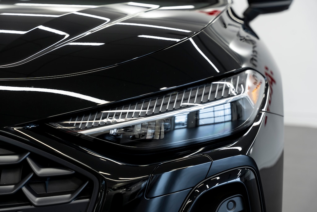 New 2025 Audi 2.0T Progressiv À hayon