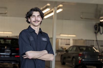 Staff member Gabriel Imbeault from 51d685b4ced2