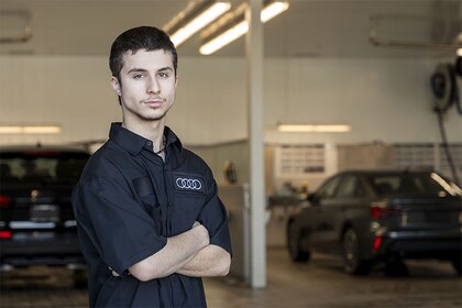 Staff member Édouard Moraze from 51d685b4ced2