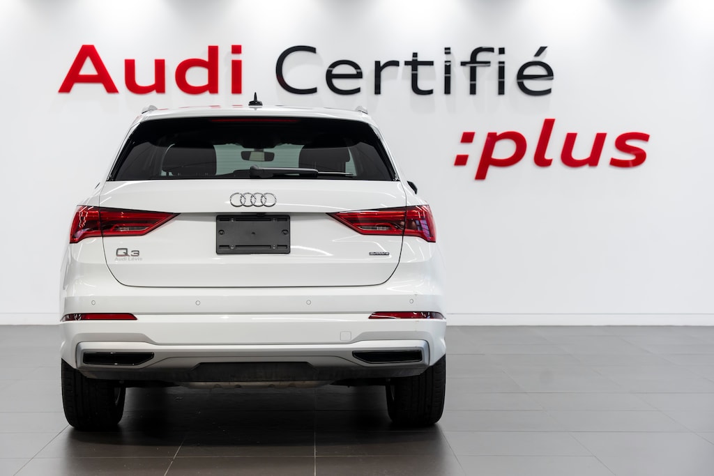 Used 2024 Audi  40 Komfort VUS