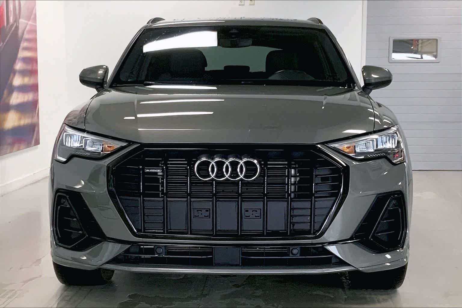 Thumbnail: 2022 Audi Q3 - 6