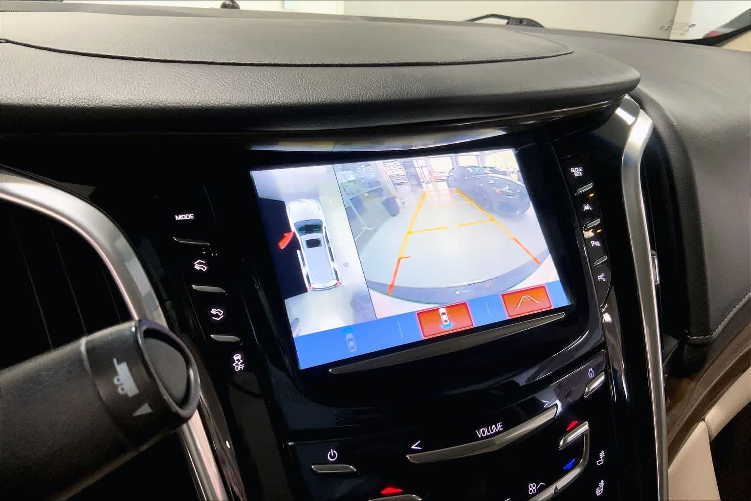 Thumbnail: 2019 Cadillac Escalade - 23