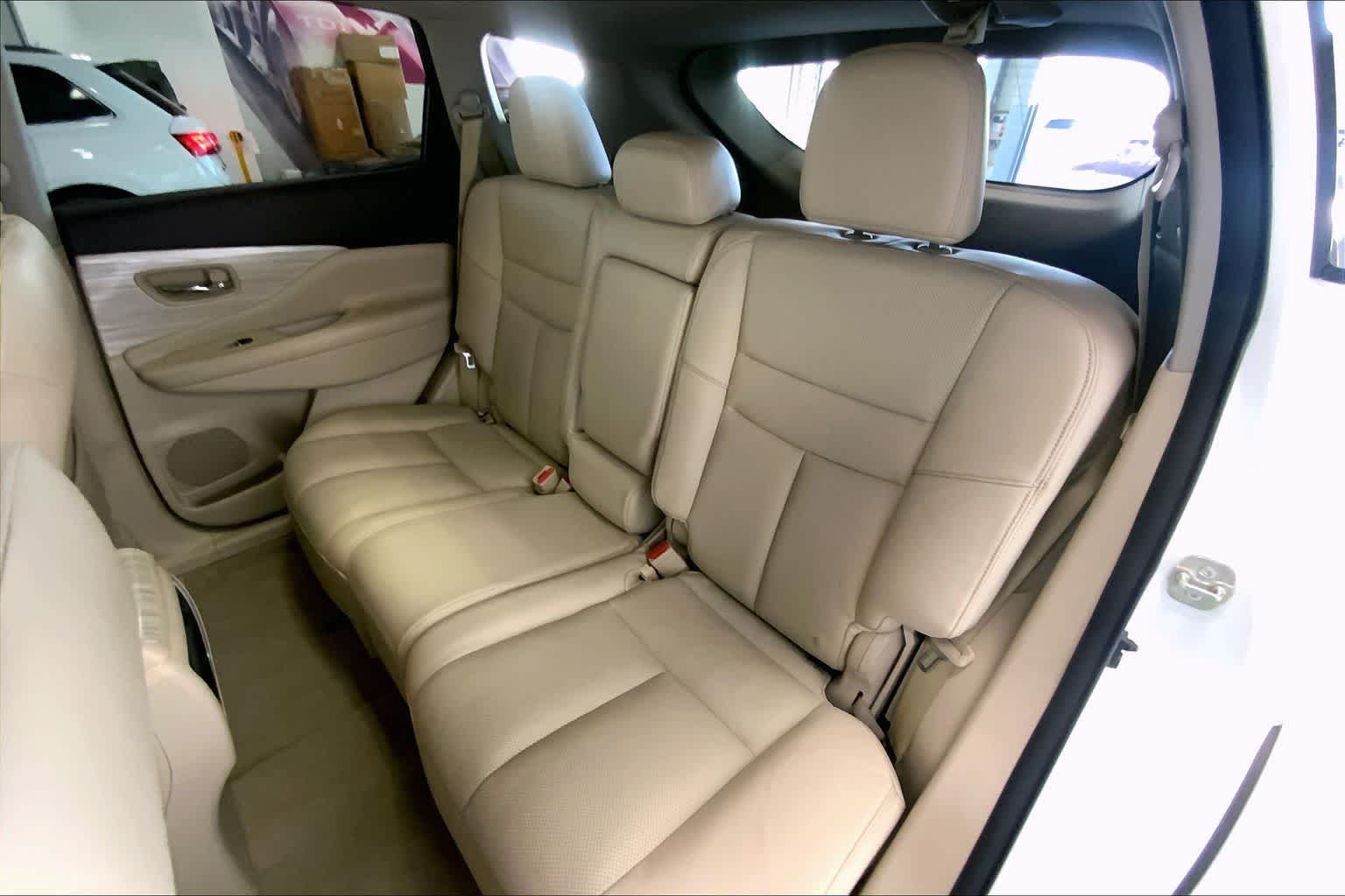 Thumbnail: 2015 Nissan Murano - 27