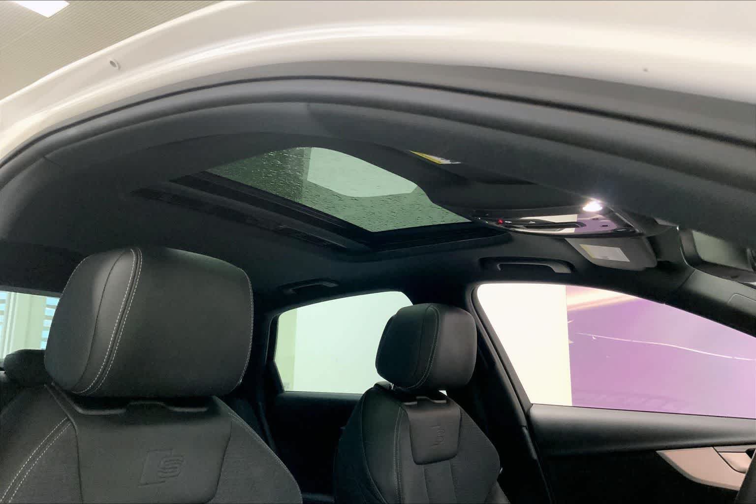 Thumbnail: 2022 Audi A4 - 27