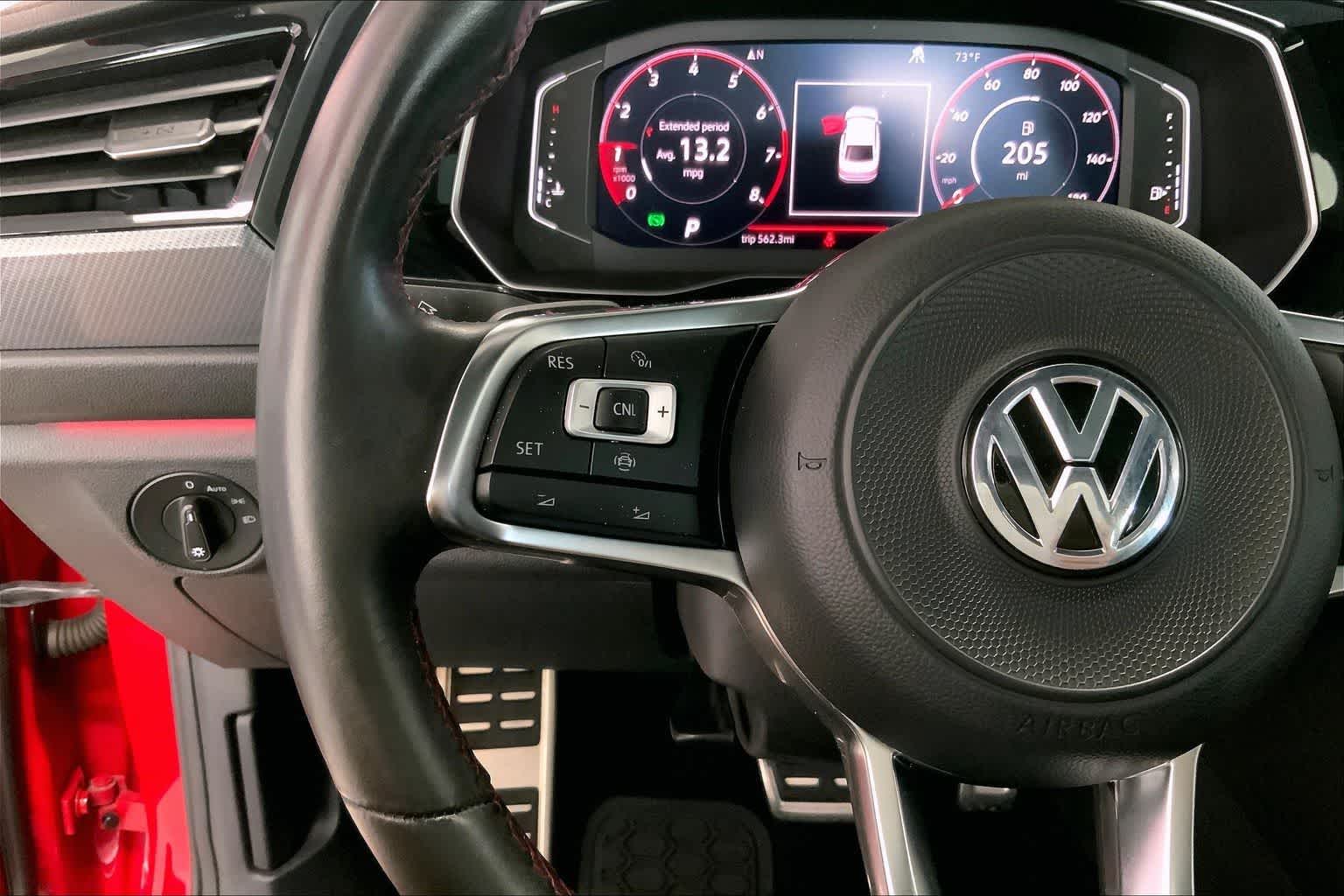 Thumbnail: 2019 Volkswagen Jetta - 21