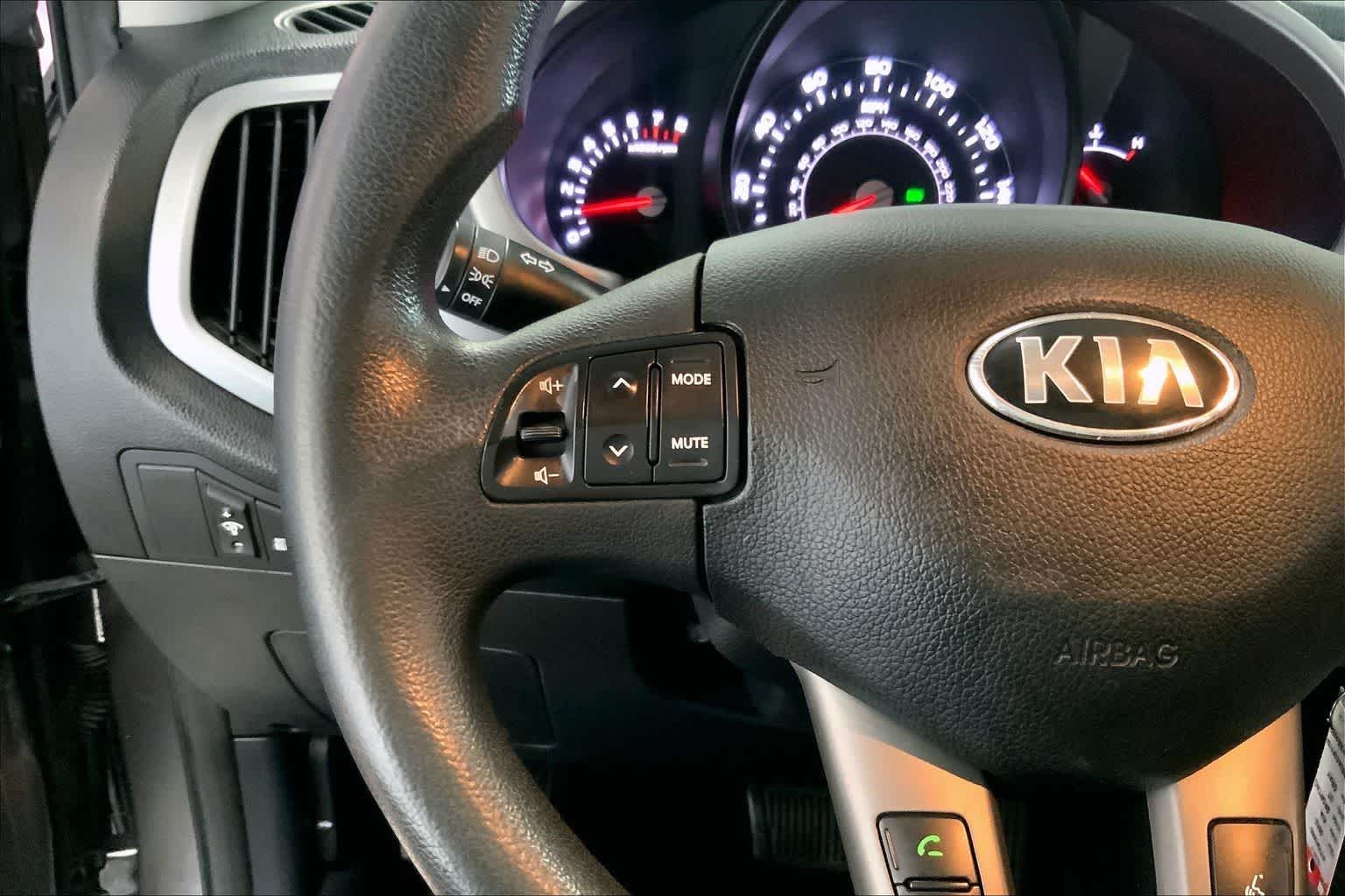 Thumbnail: 2015 Kia Sportage - 21