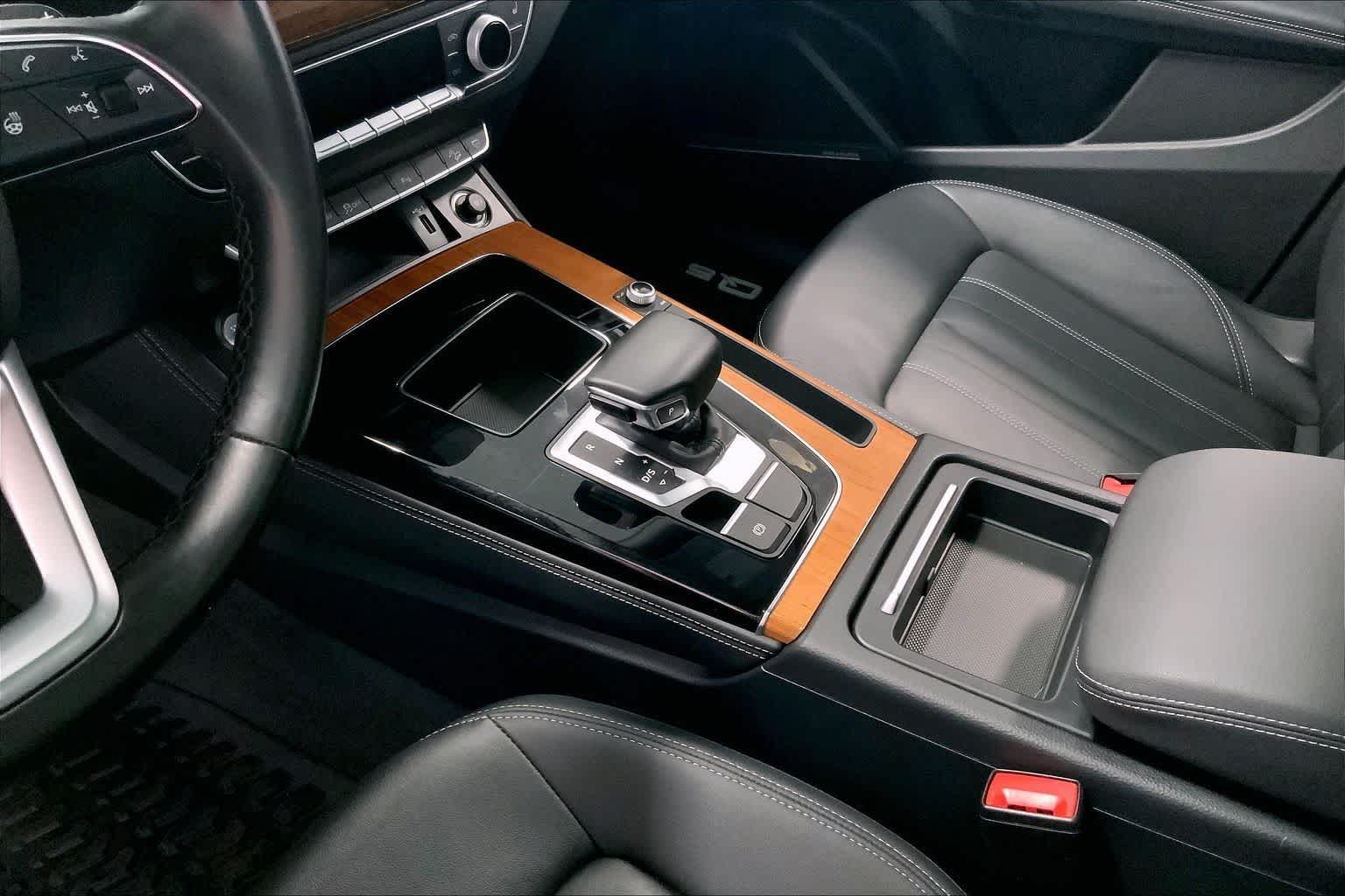 Thumbnail: 2022 Audi Q5 - 14