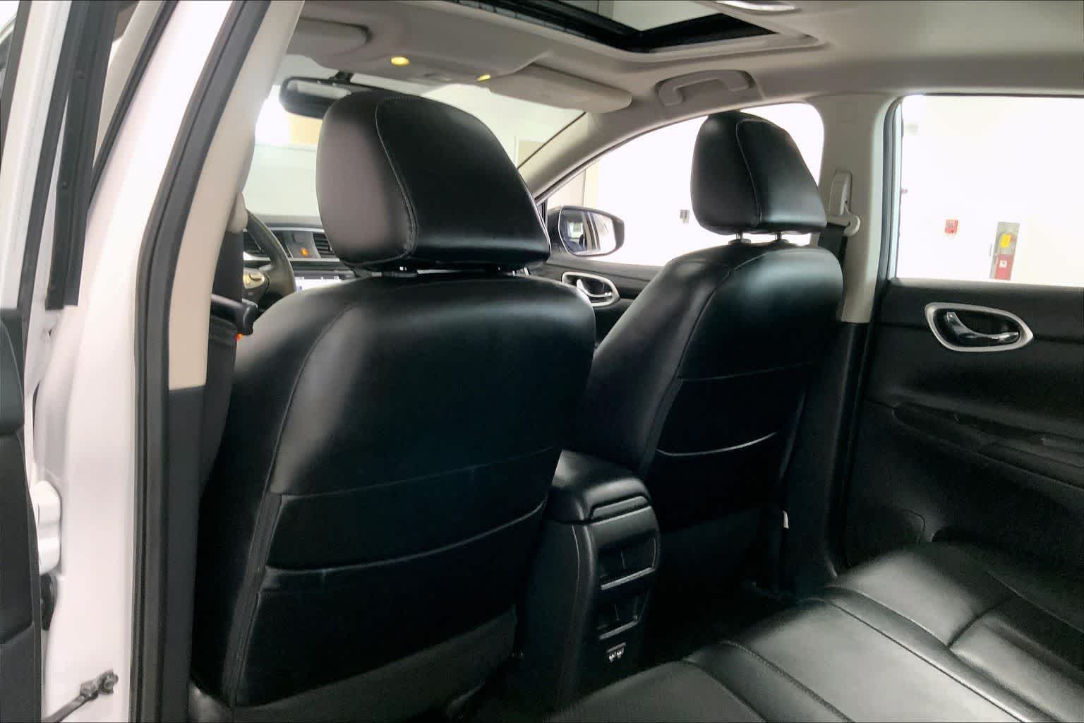 Thumbnail: 2018 Nissan Sentra - 11