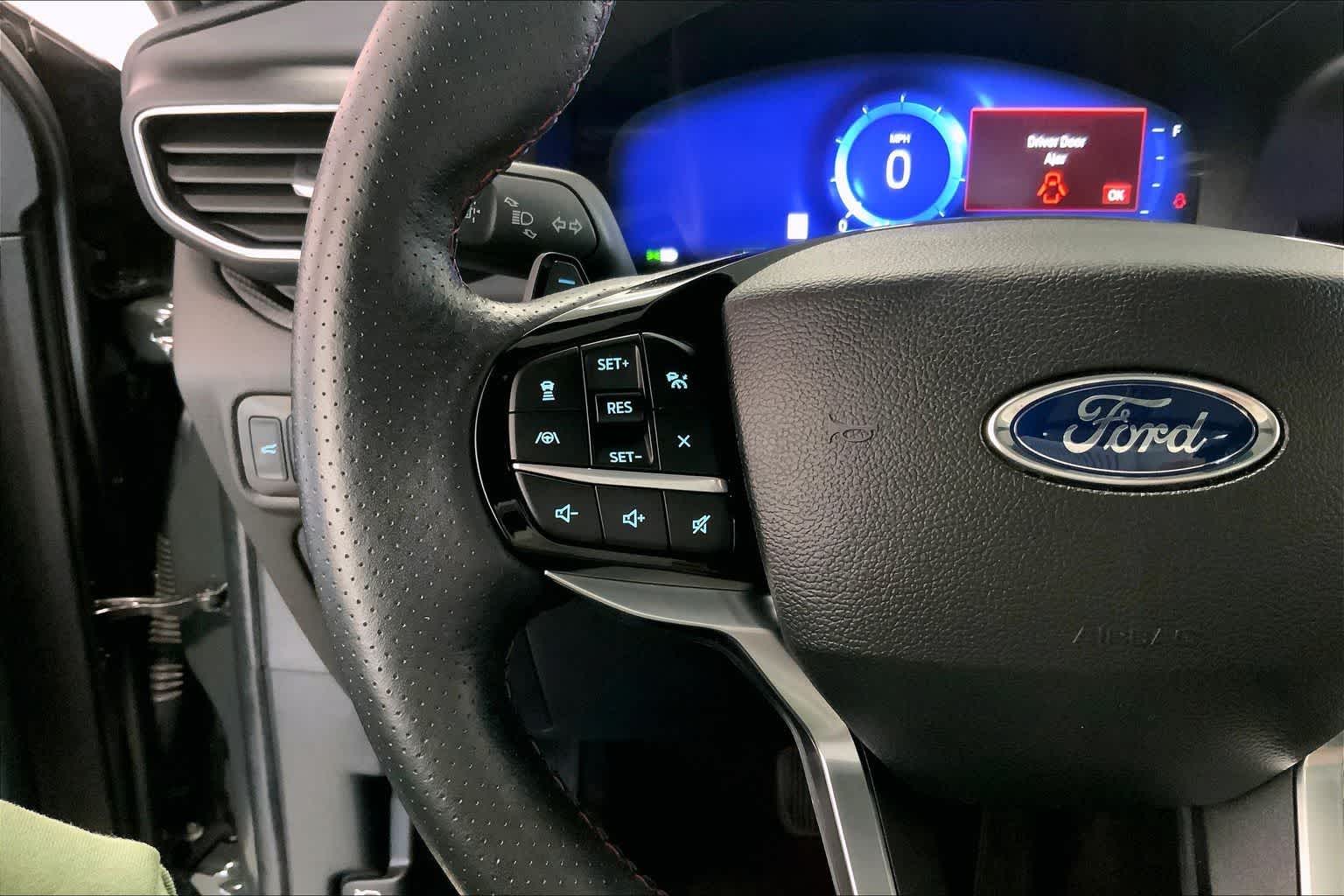 Thumbnail: 2022 Ford Explorer - 22