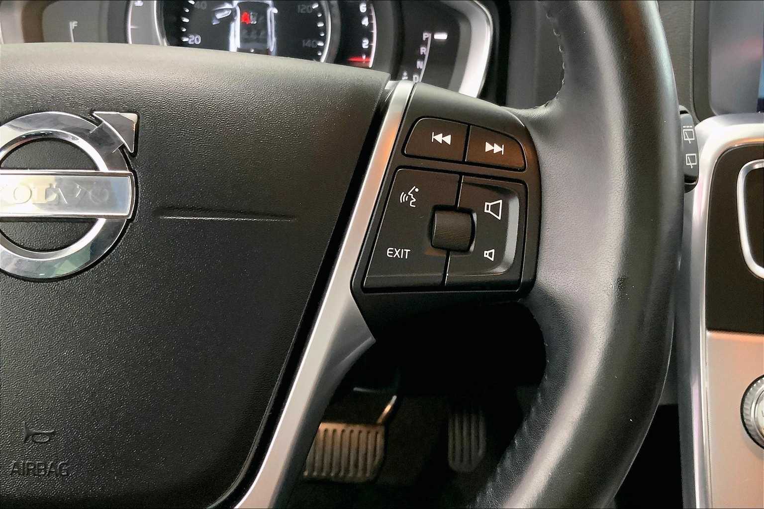Thumbnail: 2018 Volvo S60 - 23