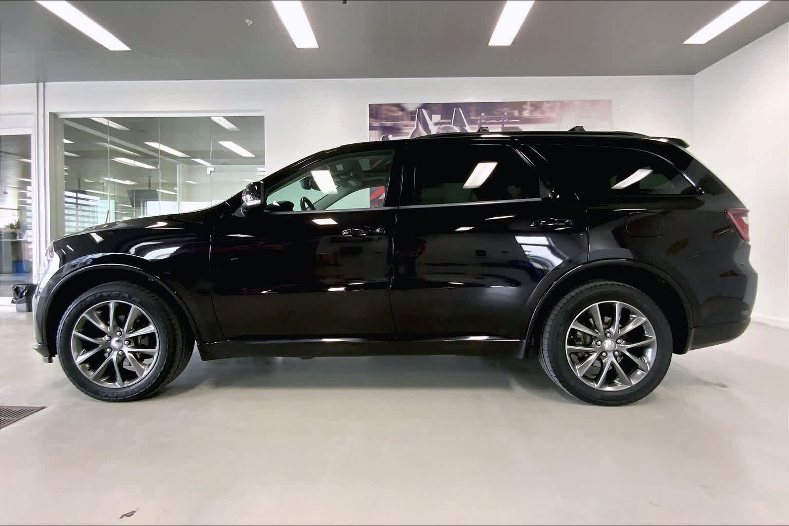 Thumbnail: 2018 Dodge Durango - 3