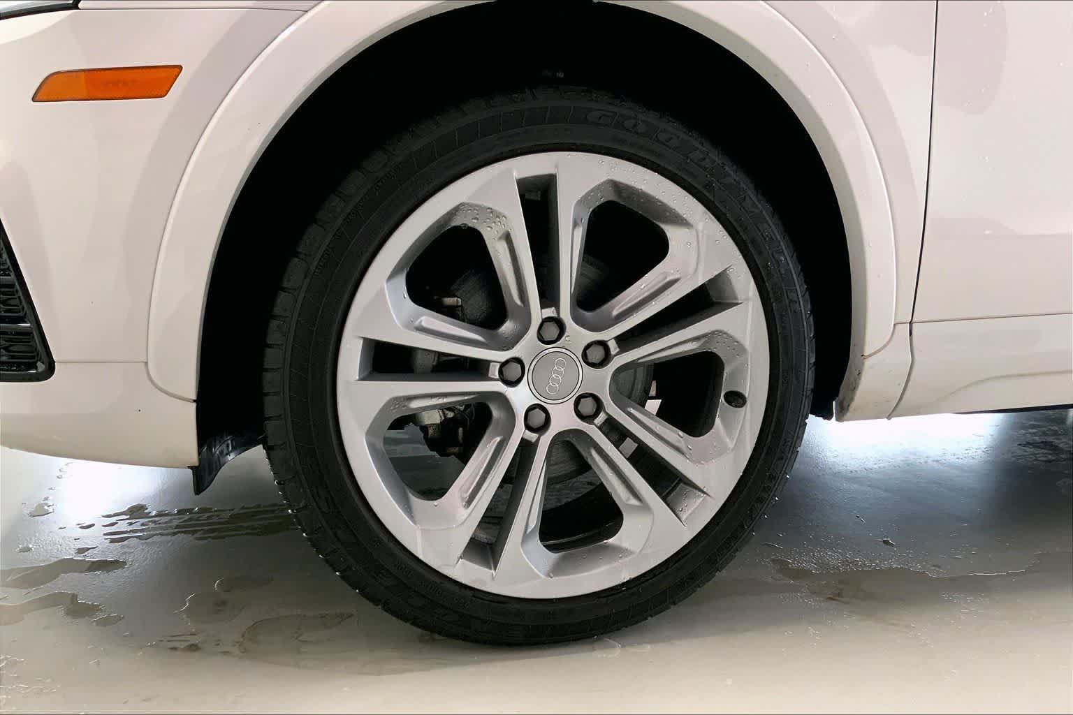 Thumbnail: 2018 Audi Q3 - 8