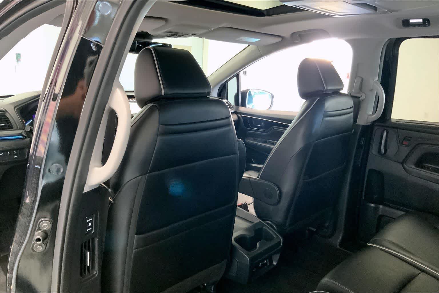 Thumbnail: 2023 Honda Odyssey - 10