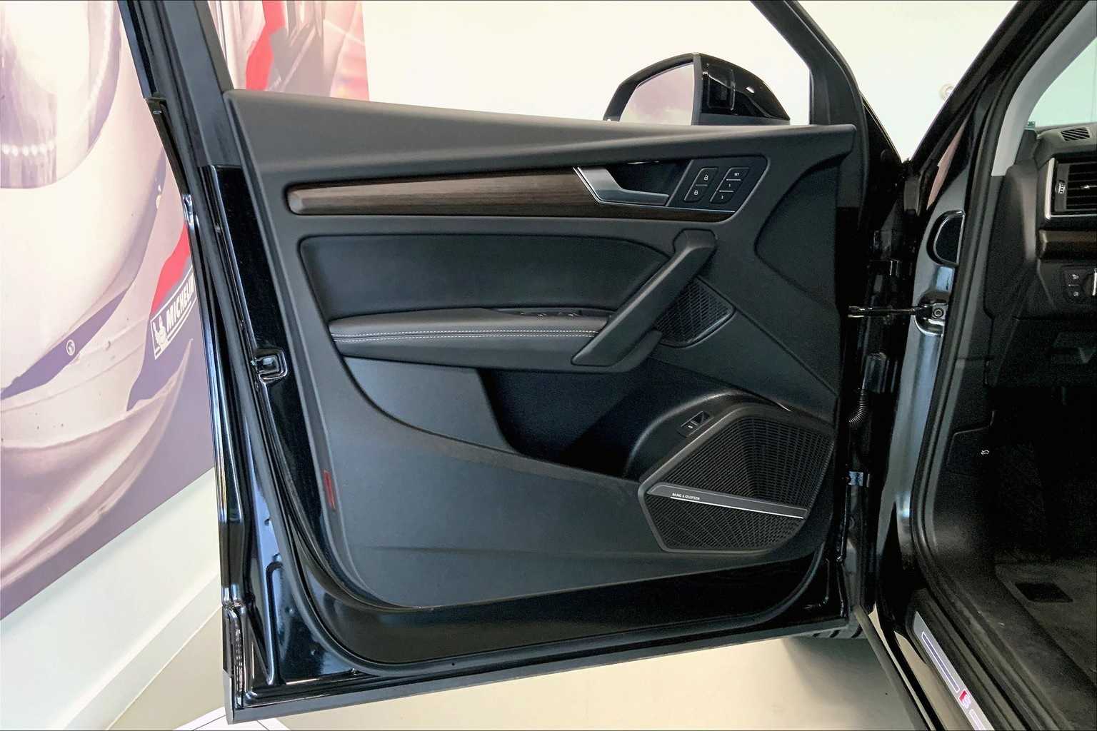 Thumbnail: 2024 Audi Q5 - 23