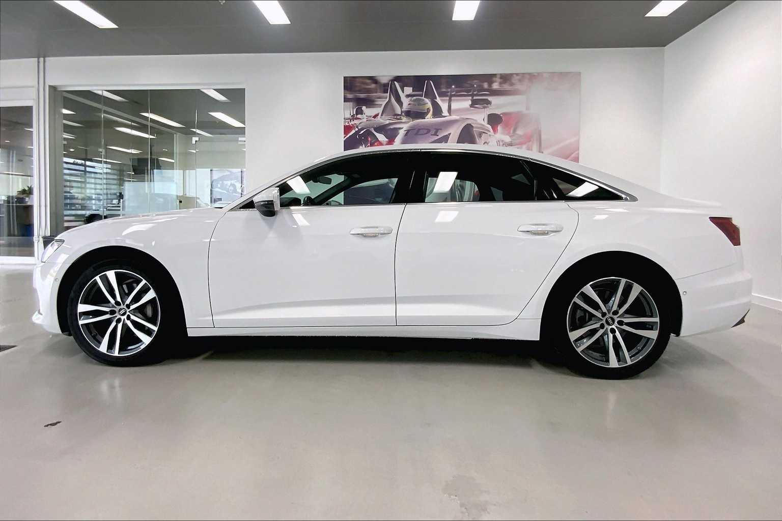 2023 Audi A6 Quattro Premium Plus photo 3