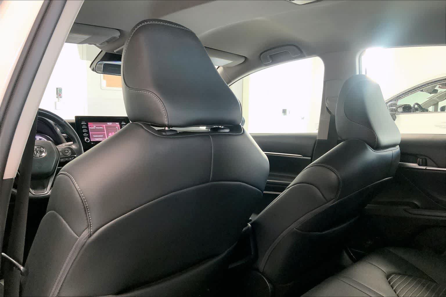 Thumbnail: 2023 Toyota Camry - 12