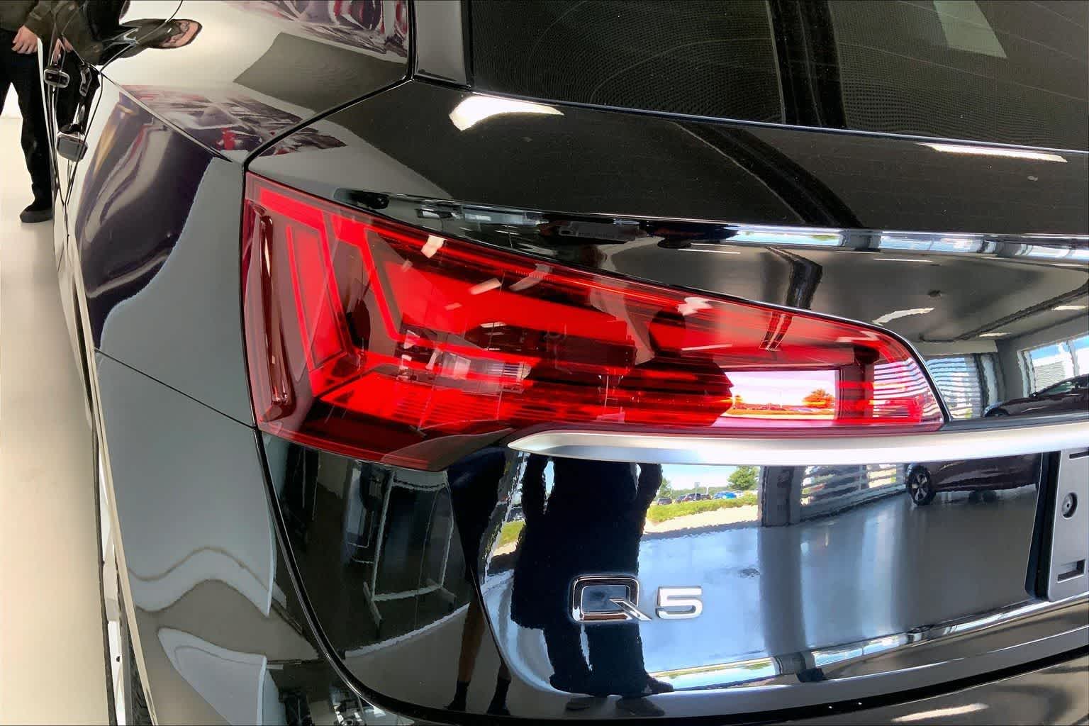 Thumbnail: 2021 Audi Q5 - 29