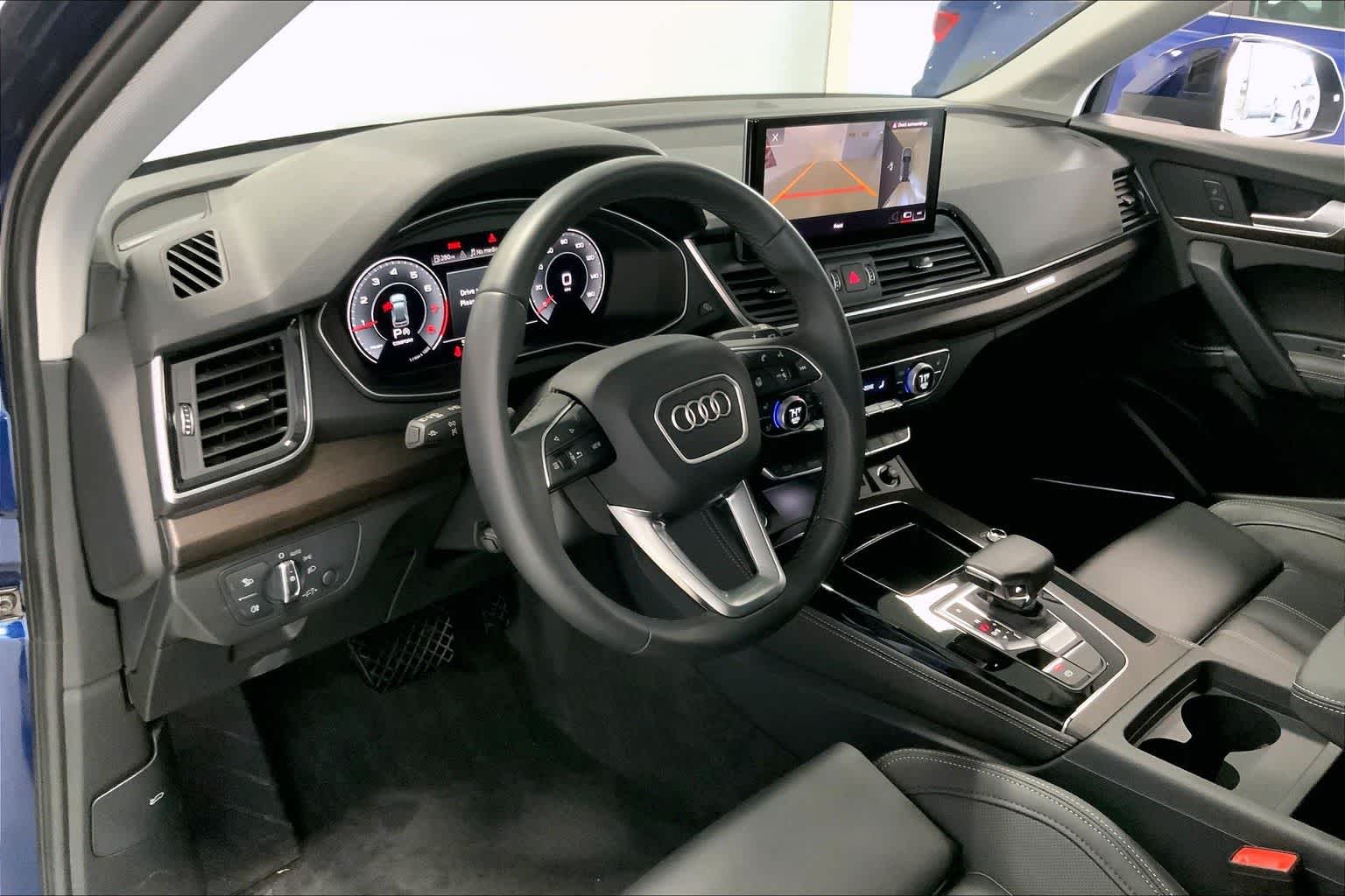 Thumbnail: 2025 Audi Q5 - 2