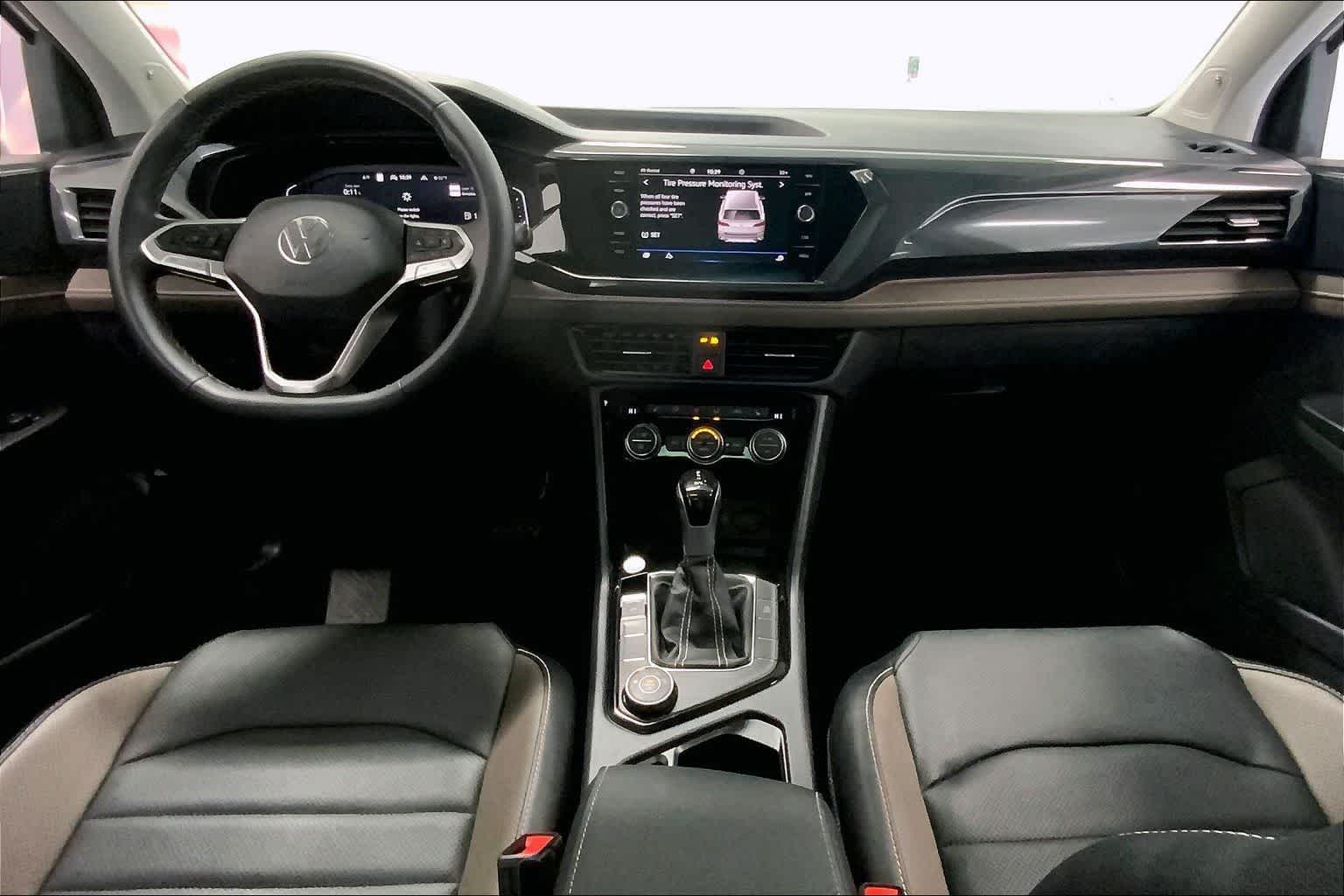 Thumbnail: 2023 Volkswagen Taos - 9