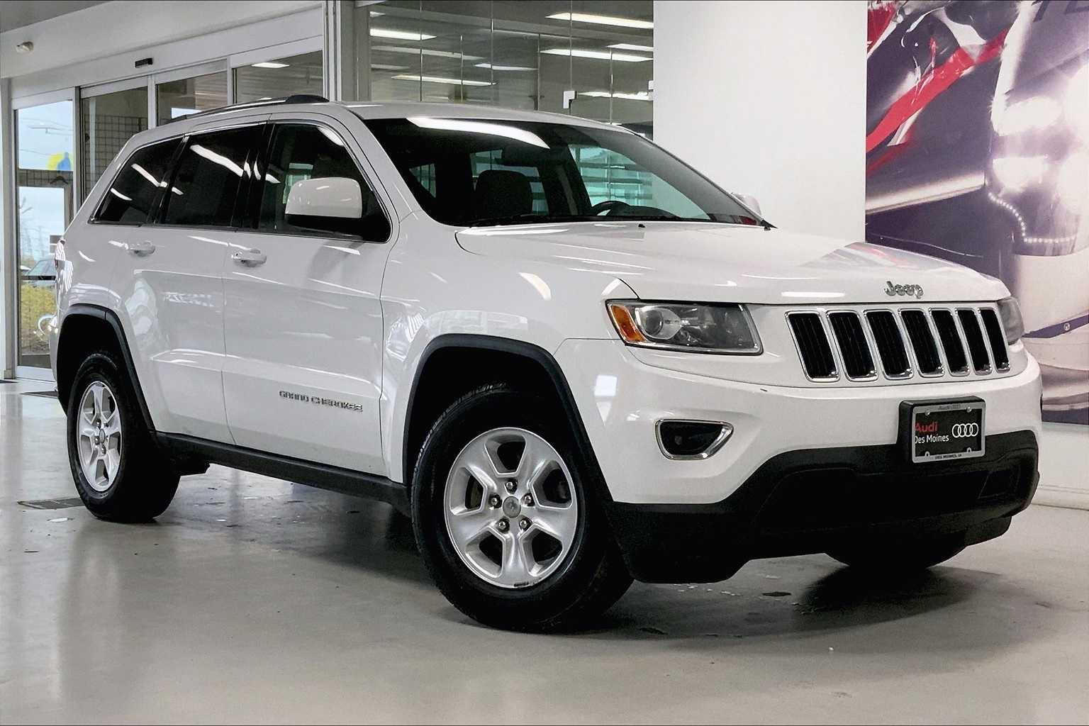 Thumbnail: 2014 Jeep Grand Cherokee - 21