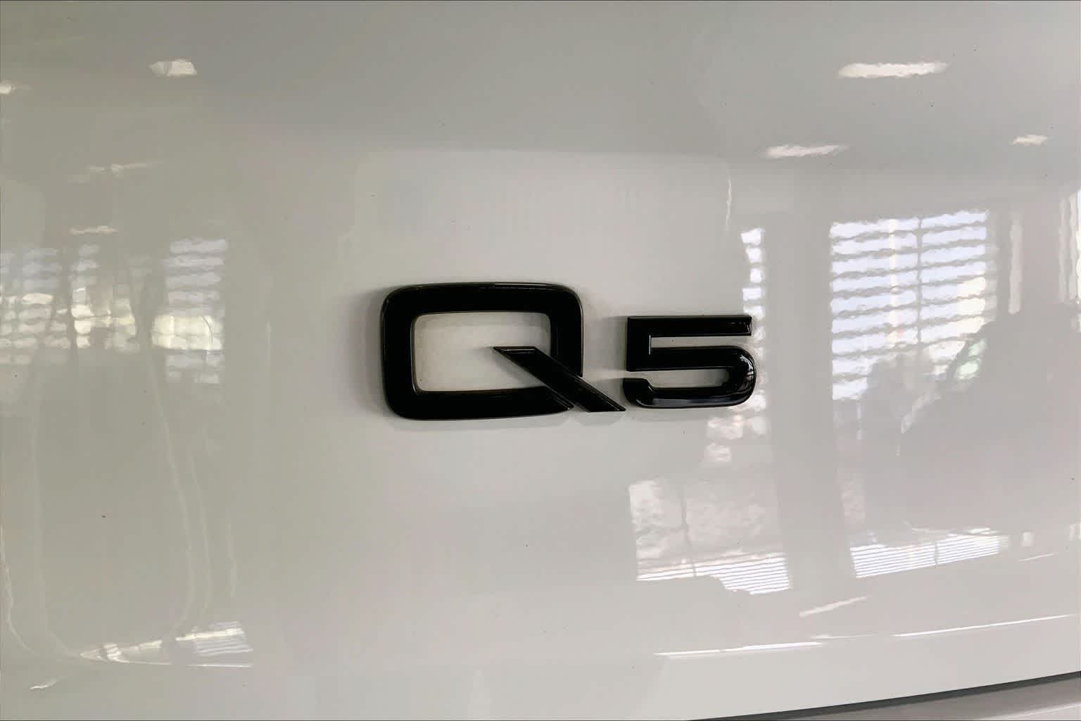 Thumbnail: 2023 Audi Q5 - 7
