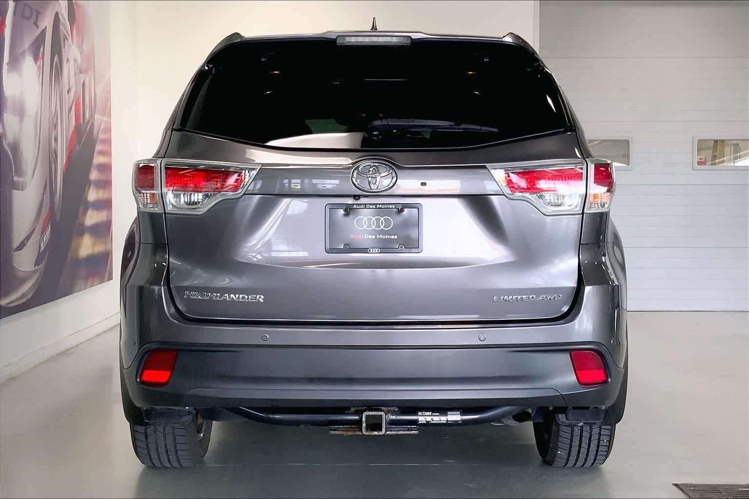Thumbnail: 2015 Toyota Highlander - 5
