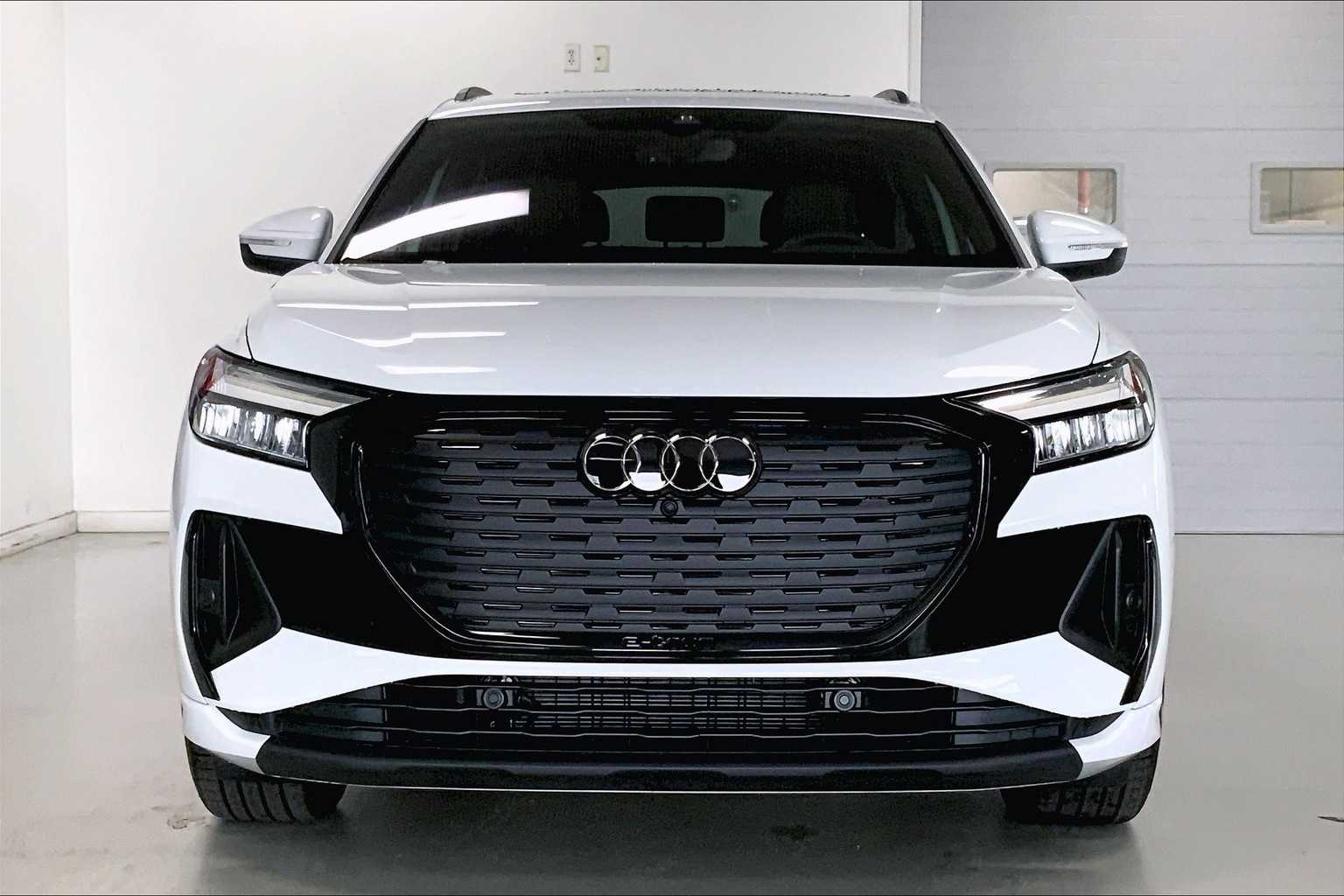 2025 Audi Q4 e-tron Premium Plus 6