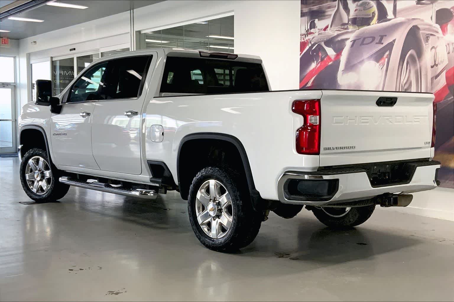 Thumbnail: 2022 Chevrolet Silverado 2500 - 4