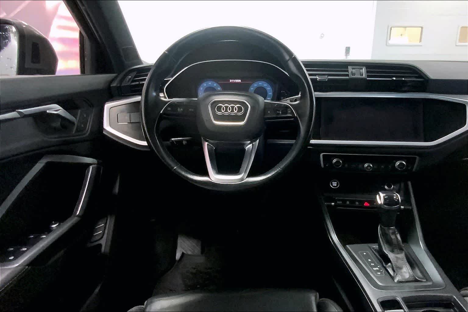 Thumbnail: 2022 Audi Q3 - 13