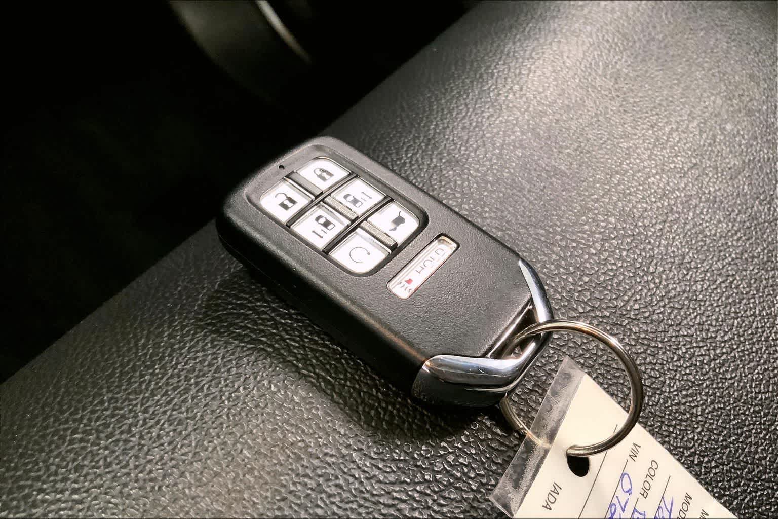 Thumbnail: 2023 Honda Odyssey - 16