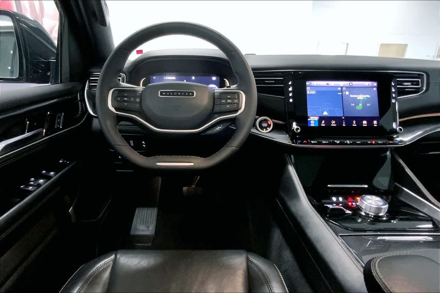 Thumbnail: 2022 Jeep Wagoneer - 12