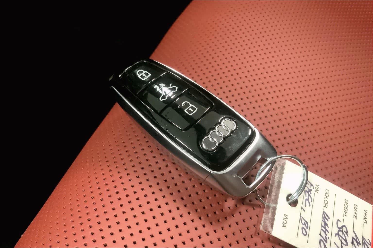 Thumbnail: 2026 Audi SQ7 - 20