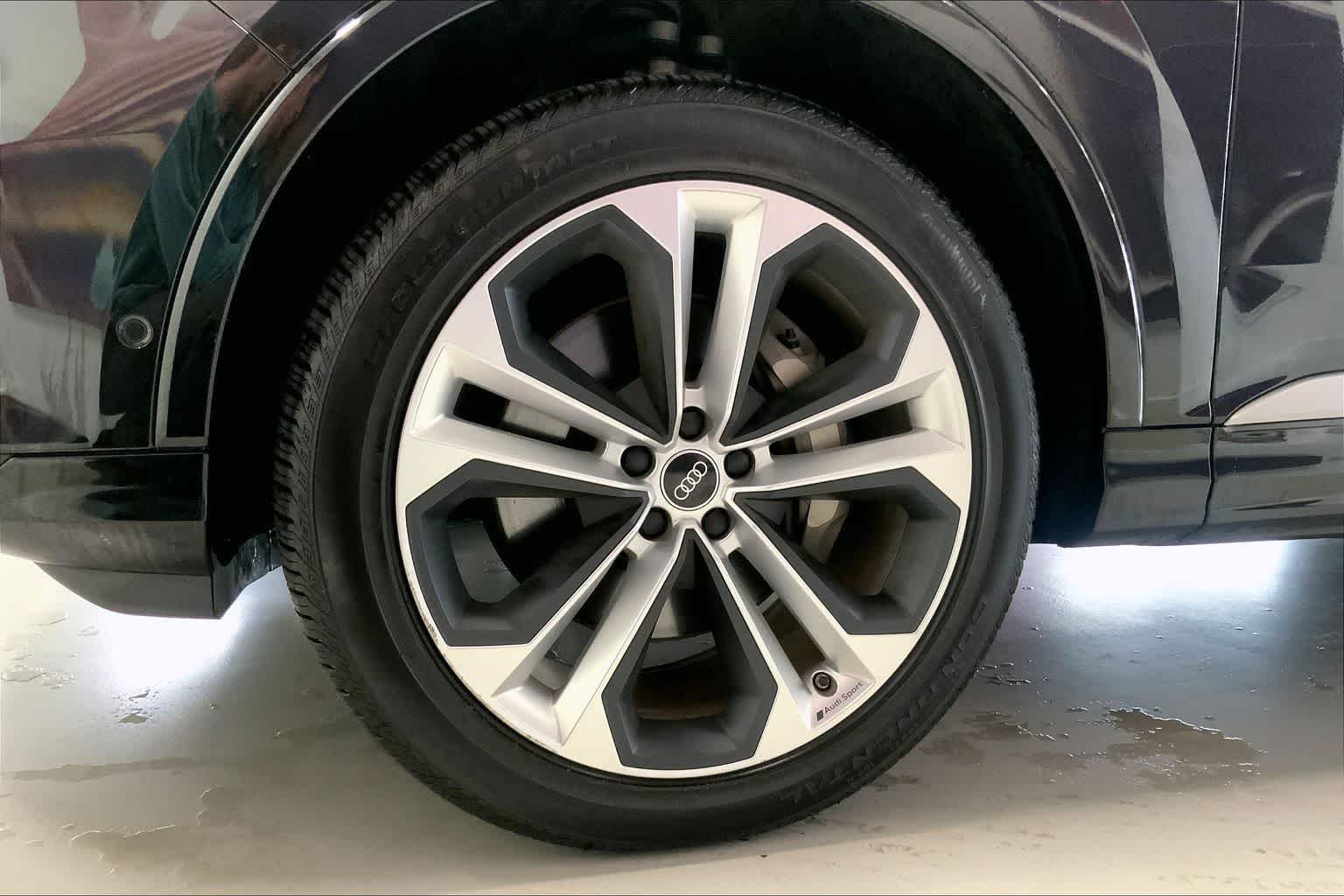 Thumbnail: 2022 Audi Q7 - 7