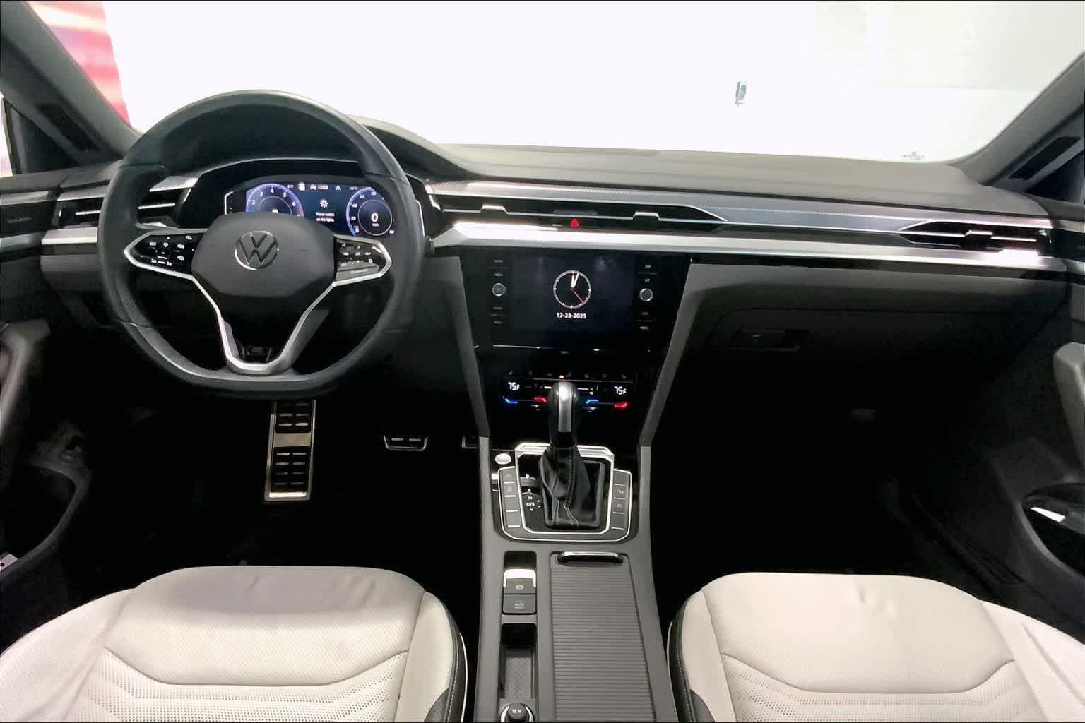 Thumbnail: 2023 Volkswagen Arteon - 9