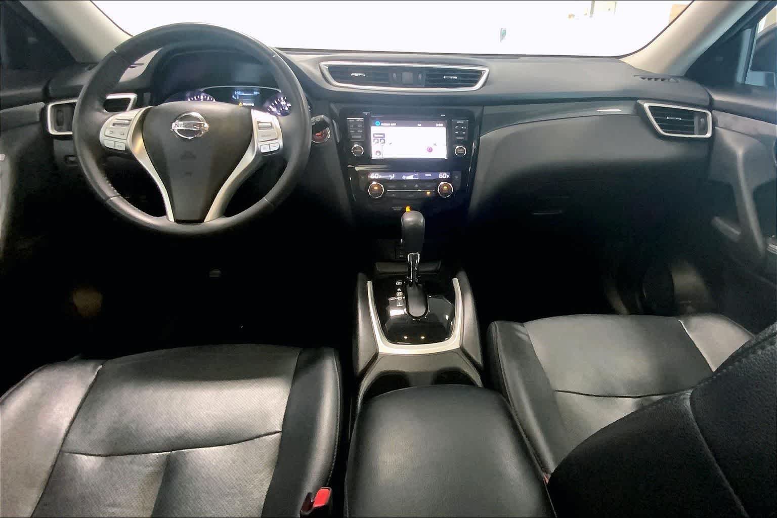 Thumbnail: 2016 Nissan Rogue - 9